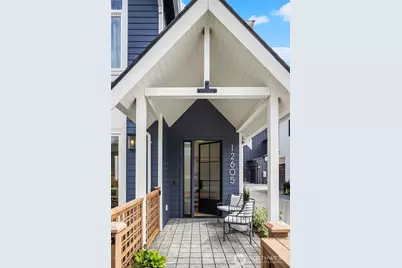 12605 NE 80th Street, Kirkland, WA 98033 - Photo 2