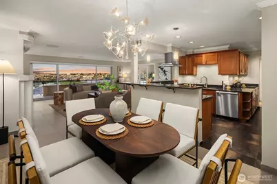 2565 Dexter Avenue N #401, Seattle, WA 98109 - Photo 14