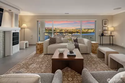 2565 Dexter Avenue N #401, Seattle, WA 98109 - Photo 2