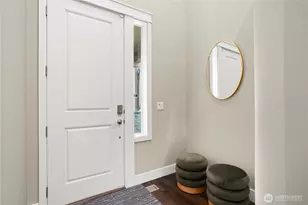 20714 1st Ave W, Lynnwood, WA 98036 - Photo 2