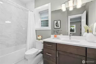 1006 4th St W, Kirkland, WA 98033 - Photo 30