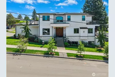1006 4th Street W, Kirkland, WA 98033 - Photo 2