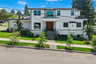 1006 4th St W, Kirkland, WA 98033 - Photo 2