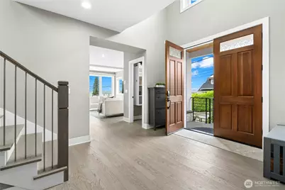 1006 4th Street W, Kirkland, WA 98033 - Photo 4