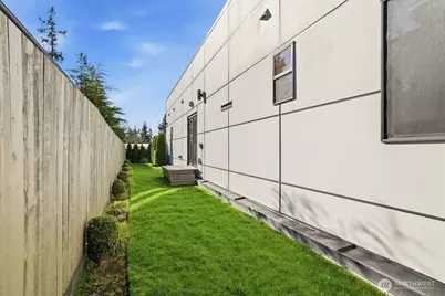 18111 84th Avenue W, Edmonds, WA 98026 - Photo 36