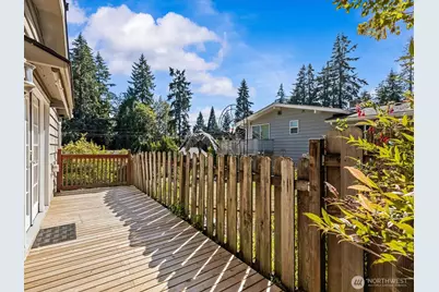 10610 NE 190th Street, Bothell, WA 98011 - Photo 30