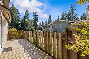 10610 NE 190th St, Bothell, WA 98011 - Photo 30