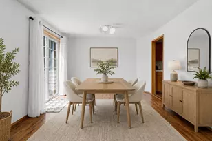 512 N 104th St, Seattle, WA 98133 - Photo 8
