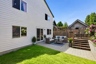 512 N 104th St, Seattle, WA 98133 - Photo 28