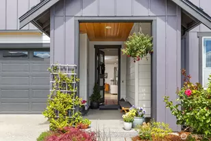 18553 Sawgrass Dr NE, Poulsbo, WA 98370 - Photo 2