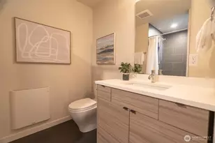 4413 Meridian Ave N, Seattle, WA 98103 - Photo 24