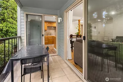 4727 W Lake Sammamish Parkway SE #B201, Issaquah, WA 98027 - Photo 10