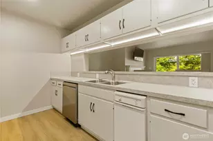 2021 N Laventure Rd, Mount Vernon, WA 98273 - Photo 8