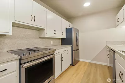 2021 N Laventure Road #107, Mount Vernon, WA 98273 - Photo 6