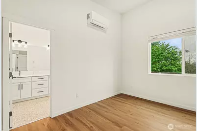9745 4th Avenue W, Everett, WA 98204 - Photo 18