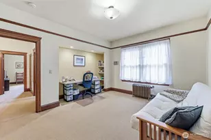 2025 Boylston Ave E, Seattle, WA 98102 - Photo 16