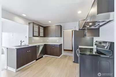 2025 Boylston Avenue E, Seattle, WA 98102 - Photo 22