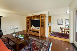 5818 NE 70th St, Seattle, WA 98115 - Photo 4