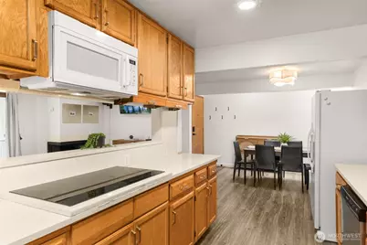 1019 156th Avenue NE #B2, Bellevue, WA 98007 - Photo 20