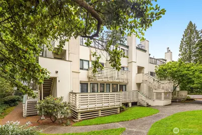 1019 156th Avenue NE #B2, Bellevue, WA 98007 - Photo 4