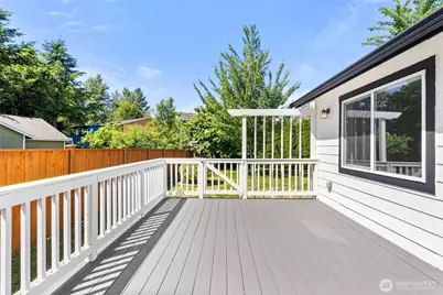 10702 59th Avenue NE, Marysville, WA 98270 - Photo 10