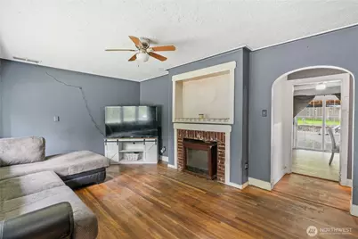 1716 Young Street, Aberdeen, WA 98520 - Photo 2