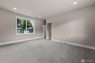 2483 NE 242nd Pl, Sammamish, WA 98074 - Photo 30