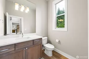 2483 NE 242nd Pl, Sammamish, WA 98074 - Photo 12