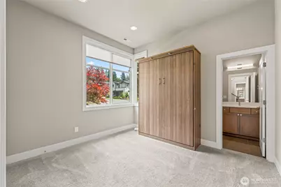 2483 NE 242nd Place, Sammamish, WA 98074 - Photo 10