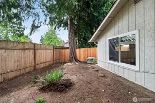 2636 NE Coventry Pl, Bremerton, WA 98311 - Photo 28