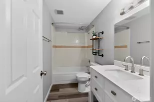 2636 NE Coventry Pl, Bremerton, WA 98311 - Photo 10