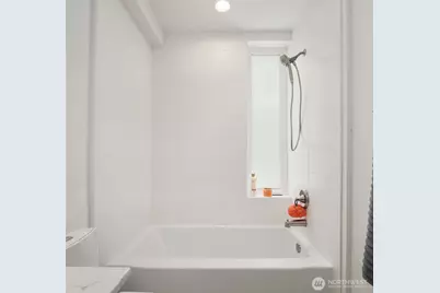 633 13th Avenue E, Seattle, WA 98102 - Photo 14