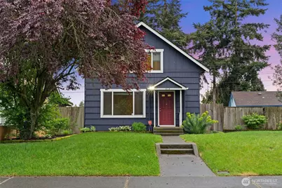 918 Maple Street, Everett, WA 98201 - Photo 1