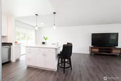 12638 SE 210th Ct, Kent, WA 98031 - Photo 4