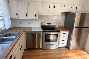 1200 Lincoln St, Bellingham, WA 98229 - Photo 2
