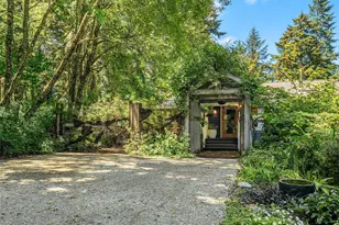 12032 Vashon Hwy SW, Vashon, WA 98070 - Photo 2