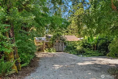 12032 Vashon Highway SW, Vashon, WA 98070 - Photo 36