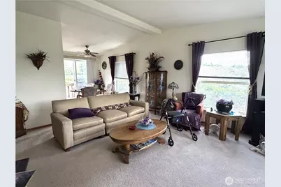 1634 Sunset Dr, Wenatchee, WA 98801 - Photo 10