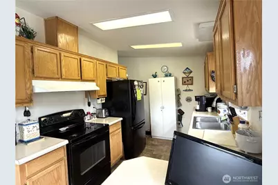1634 Sunset Dr, Wenatchee, WA 98801 - Photo 12