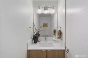 12002 31st Ave NE, Seattle, WA 98125 - Photo 12