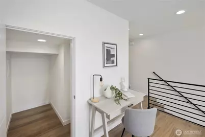 12002 31st Avenue NE, Seattle, WA 98125 - Photo 16