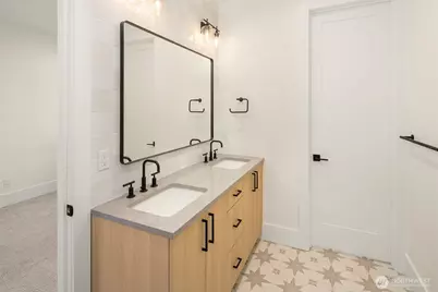 11327 113th Place NE, Kirkland, WA 98033 - Photo 32