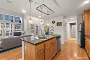 5912 31st Ave SW, Seattle, WA 98126 - Photo 10
