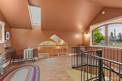 6553 21st Avenue NW, Seattle, WA 98117 - Photo 12
