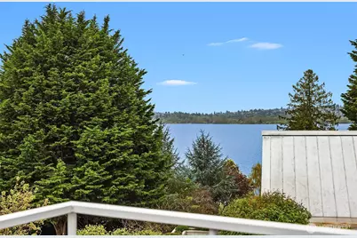 1023 14th Place W, Kirkland, WA 98033 - Photo 16