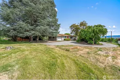21 St SW 31, East Wenatchee, WA 98802 - Photo 8
