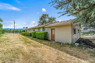 21 St SW 31, East Wenatchee, WA 98802 - Photo 6