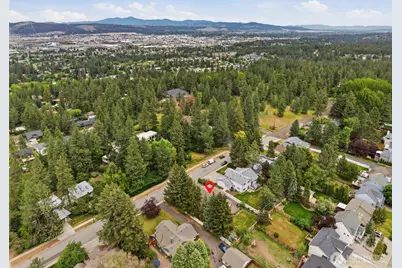 4030 E 19th Avenue, Spokane, WA 99223 - Photo 2
