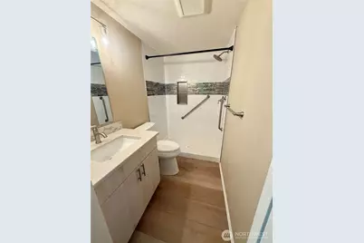 11049 18th Avenue SW, Seattle, WA 98146 - Photo 24