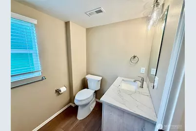 11049 18th Avenue SW, Seattle, WA 98146 - Photo 10
